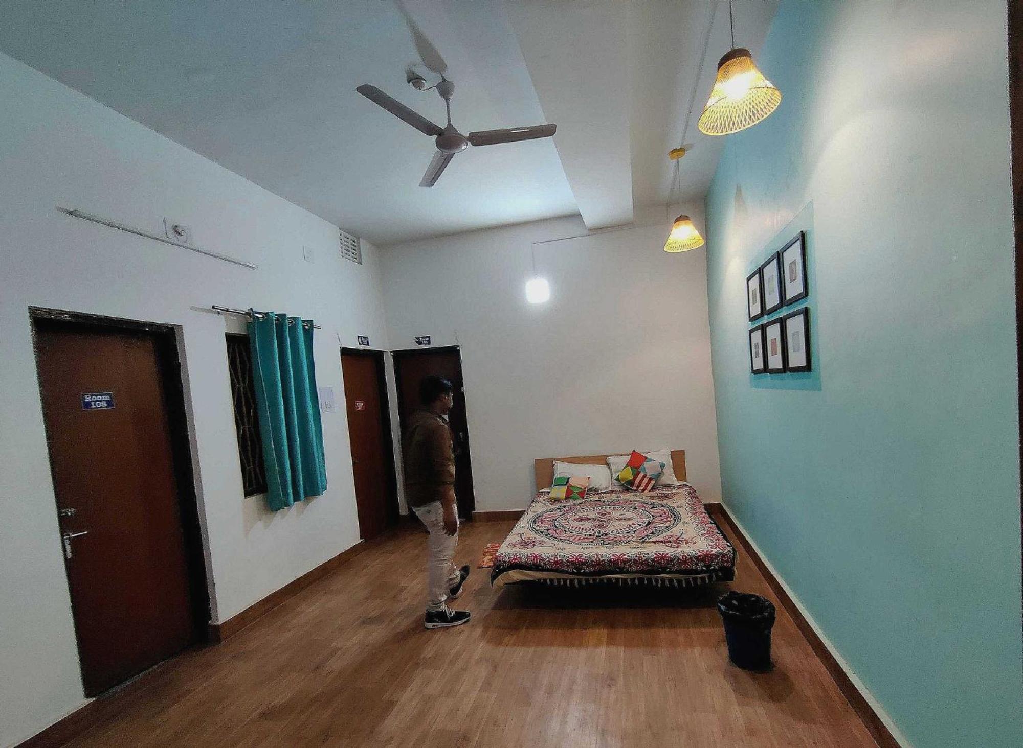 Hotel O Housefull Residency Khandagiri エクステリア 写真